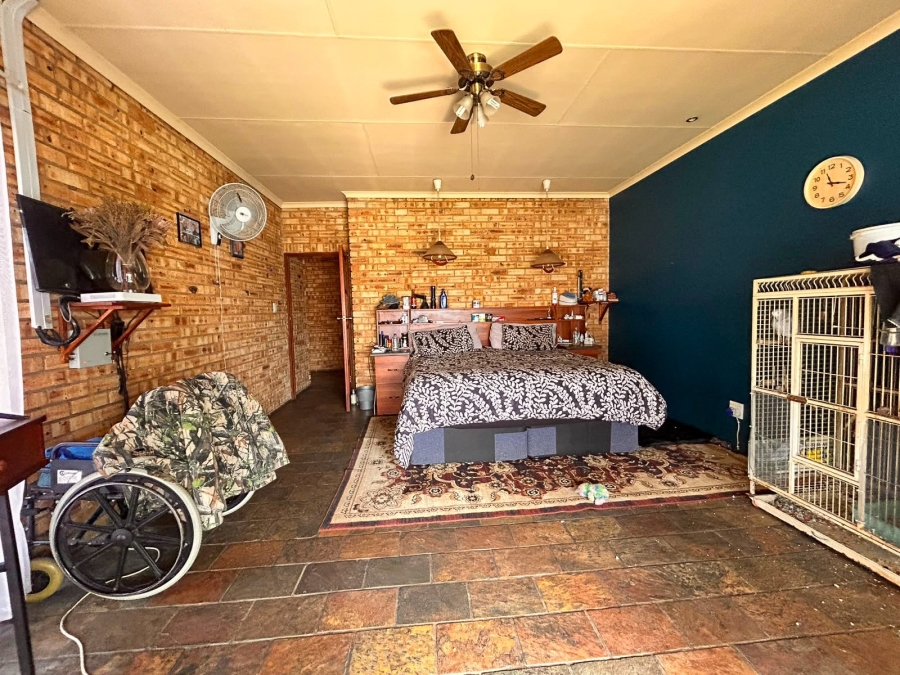 4 Bedroom Property for Sale in Willow Grange Free State